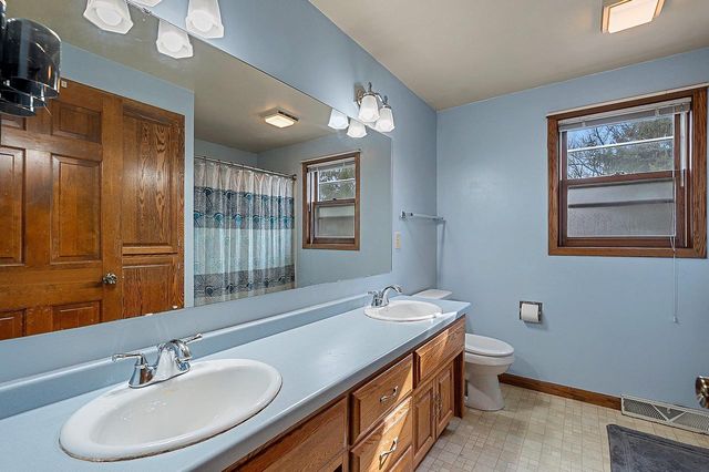 3400 N RANKIN STREET, Appleton, WI 54911