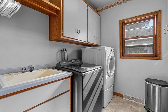 3400 N RANKIN STREET, Appleton, WI 54911
