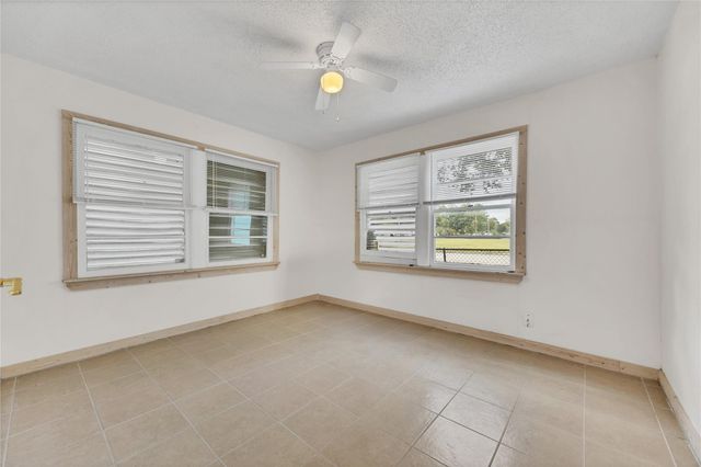 3103 Avenue H, Dickinson, TX 77539