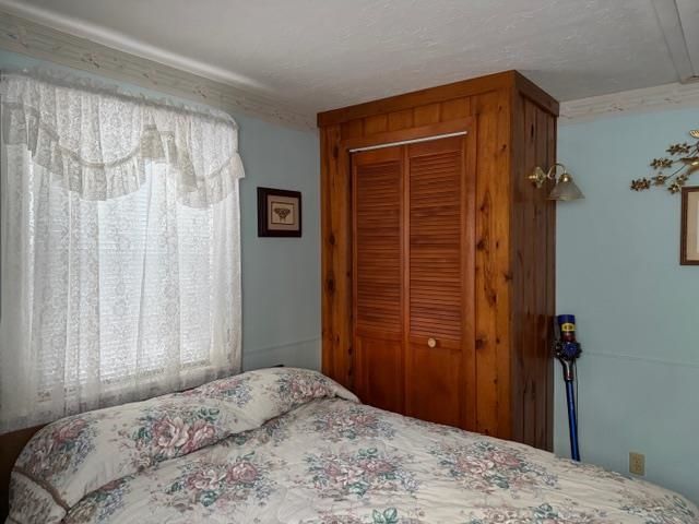 7163 N Clare Avenue, Harrison, MI 48625