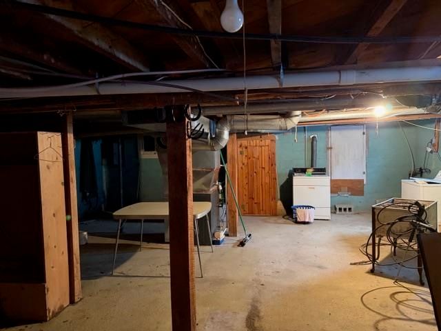 7163 N Clare Avenue, Harrison, MI 48625