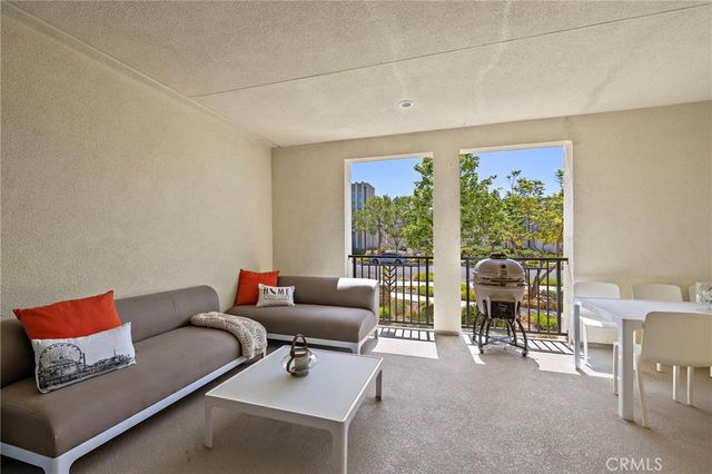 745 Beacon, Irvine, CA 92618