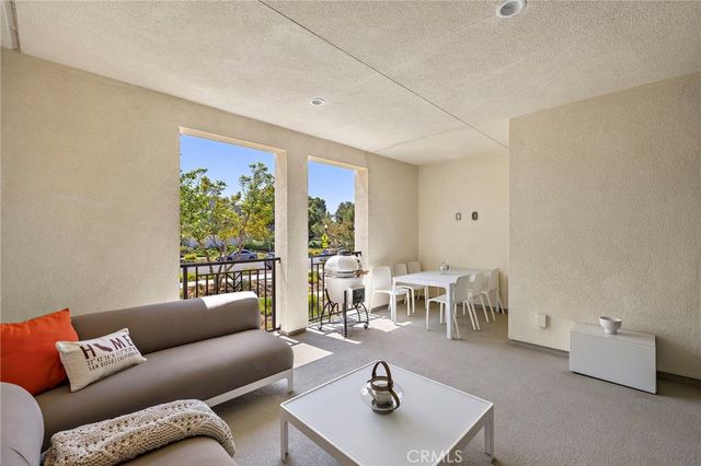 745 Beacon, Irvine, CA 92618