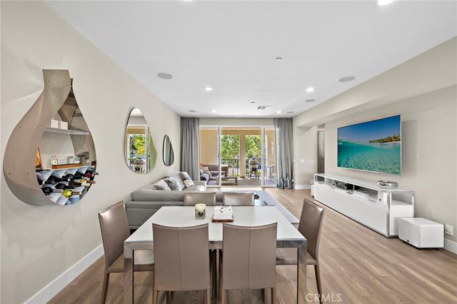 745 Beacon, Irvine, CA 92618
