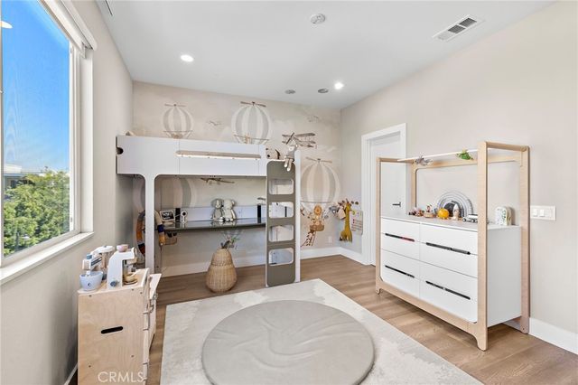 745 Beacon, Irvine, CA 92618