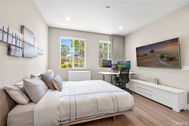 745 Beacon, Irvine, CA 92618