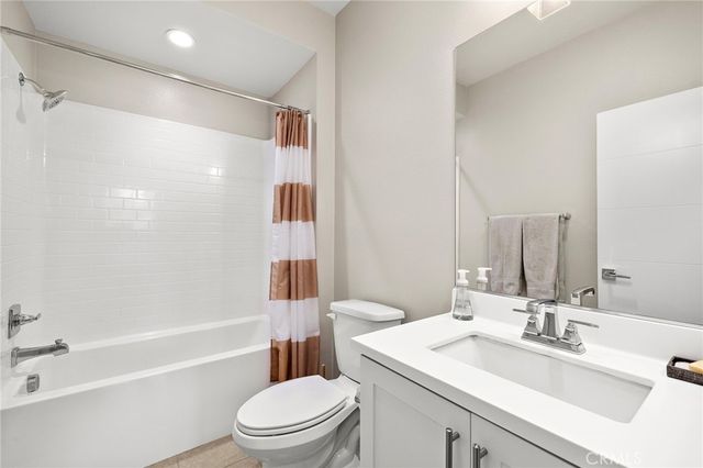 745 Beacon, Irvine, CA 92618