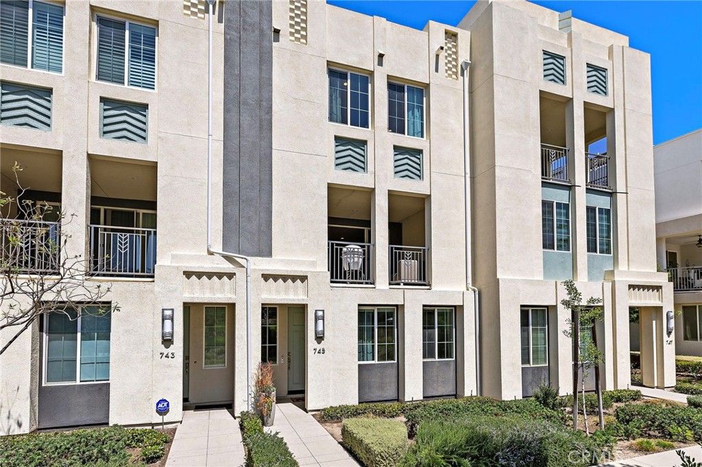 745 Beacon, Irvine, CA 92618