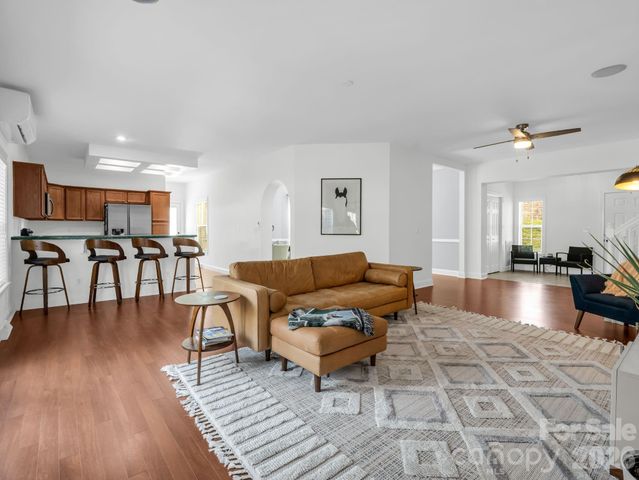 19 Lynnbrook Way, Columbus, NC 28722