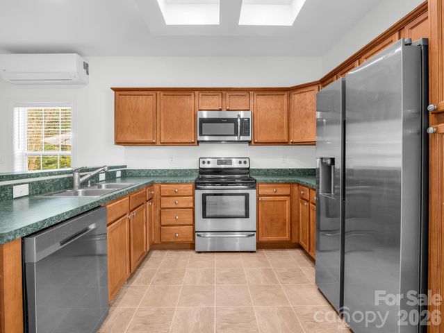 19 Lynnbrook Way, Columbus, NC 28722