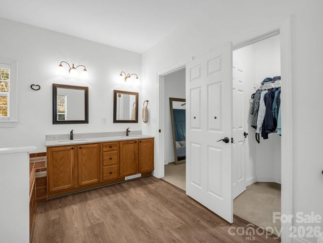 19 Lynnbrook Way, Columbus, NC 28722