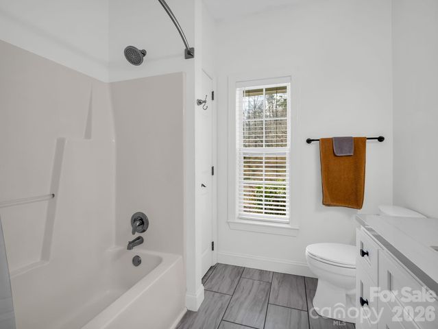 19 Lynnbrook Way, Columbus, NC 28722