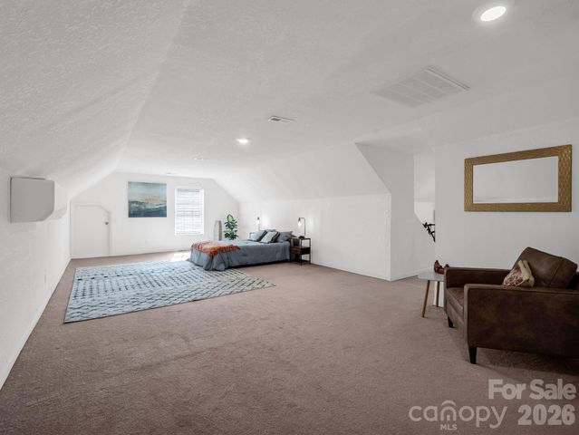 19 Lynnbrook Way, Columbus, NC 28722