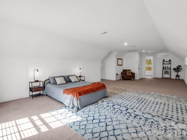 19 Lynnbrook Way, Columbus, NC 28722