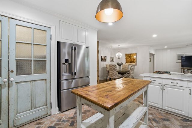 5722 S Pollard Pkwy, Baton Rouge, LA 70808