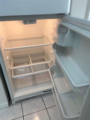 16701 NE 14th Ave 101, Miami, FL 33162