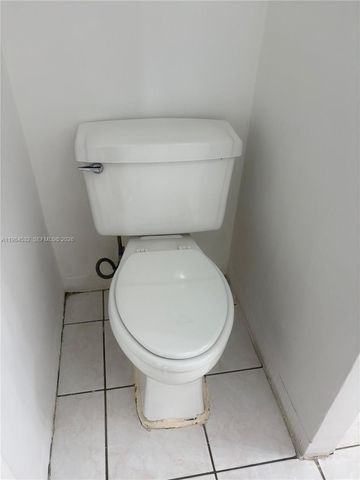 16701 NE 14th Ave 101, Miami, FL 33162