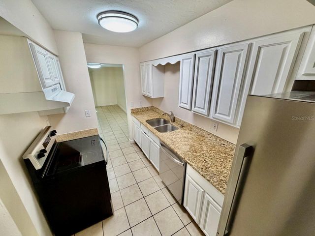 7209 SW 45TH PLACE, Gainesville, FL 32608