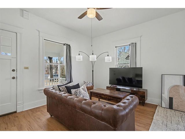 808 E Monument St, Colorado Springs, CO 80903
