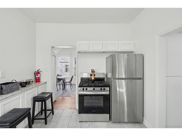 808 E Monument St, Colorado Springs, CO 80903