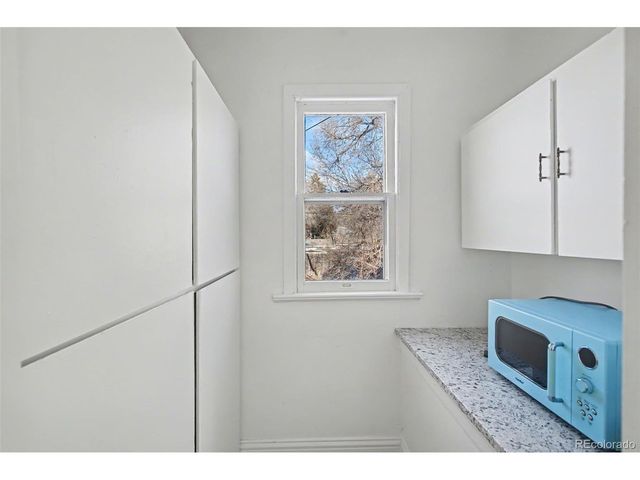 808 E Monument St, Colorado Springs, CO 80903