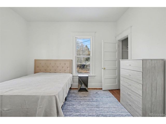 808 E Monument St, Colorado Springs, CO 80903