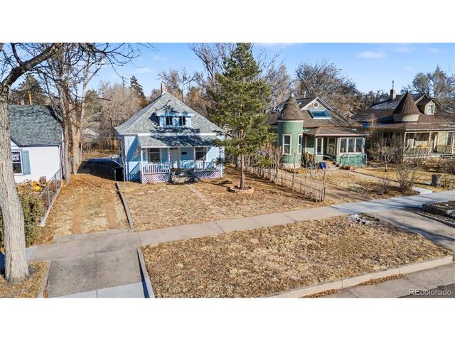 808 E Monument St, Colorado Springs, CO 80903