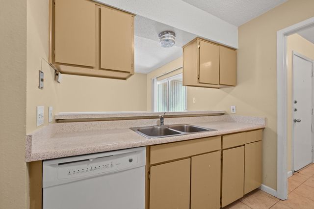 807 CASTLE RIDGE RD C, Austin, TX 78746