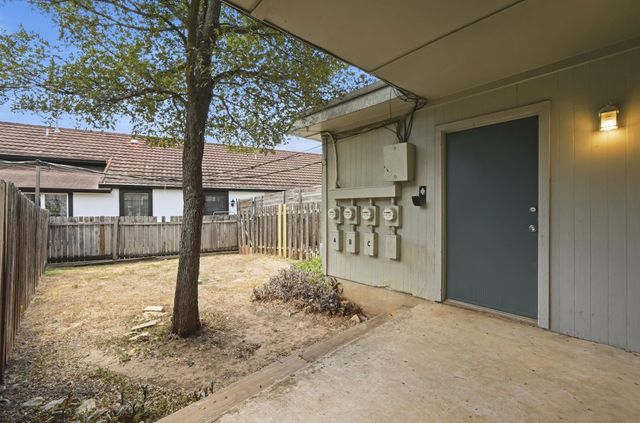 807 CASTLE RIDGE RD C, Austin, TX 78746