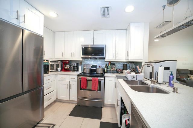 2653 22ND STREET, Sarasota, FL 34234