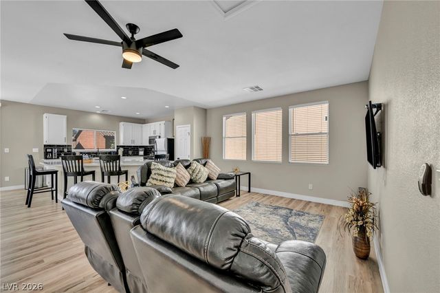 4829 Canary Diamond Avenue, Las Vegas, NV 89139