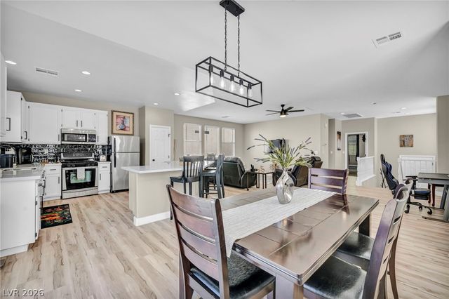 4829 Canary Diamond Avenue, Las Vegas, NV 89139