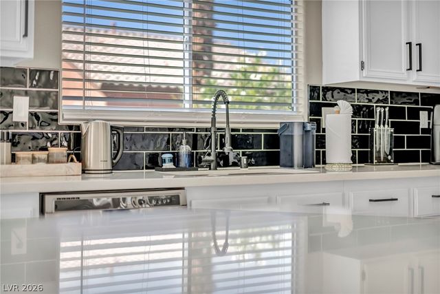 4829 Canary Diamond Avenue, Las Vegas, NV 89139