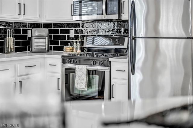 4829 Canary Diamond Avenue, Las Vegas, NV 89139