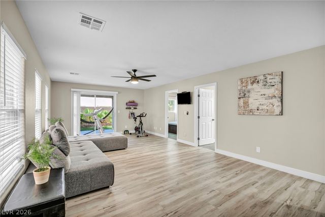 4829 Canary Diamond Avenue, Las Vegas, NV 89139