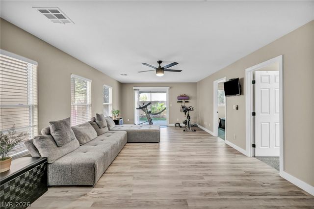 4829 Canary Diamond Avenue, Las Vegas, NV 89139