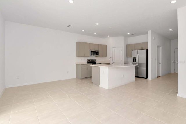 34234 POLACCA LANE, Wesley Chapel, FL 33543