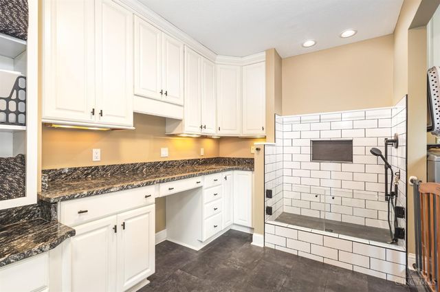 6690 Morgans Run, Miami Twp, OH 45140