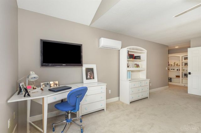 6690 Morgans Run, Miami Twp, OH 45140