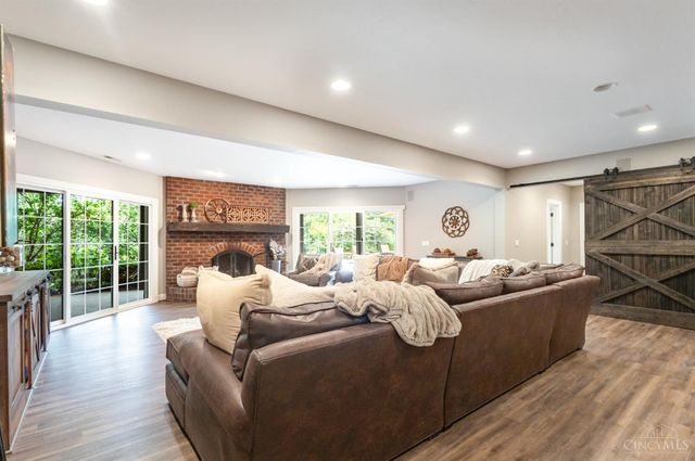 6690 Morgans Run, Miami Twp, OH 45140