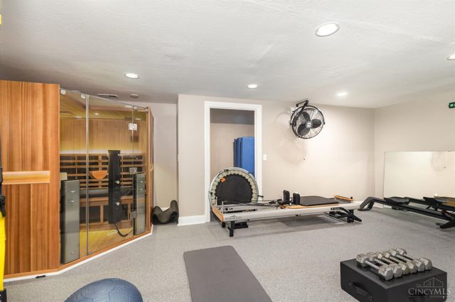 6690 Morgans Run, Miami Twp, OH 45140