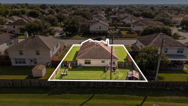 8111 Eastpoint Boulevard, Baytown, TX 77521