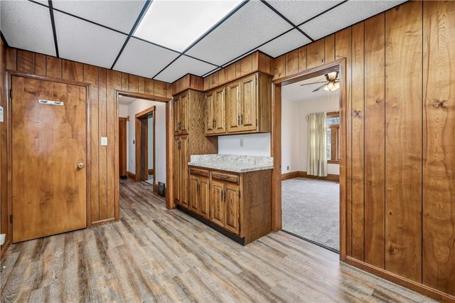 564 Spruce Ave, Sharon, PA 16146