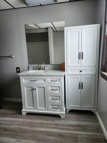 564 Spruce Ave, Sharon, PA 16146