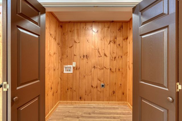 988 Yorkhouse Road, Rabun Gap, GA 30568