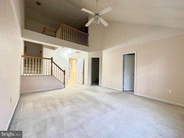 114 LONGPOINT WAY, Gaithersburg, MD 20878