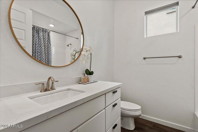 5936 E ADOBE Drive, Phoenix, AZ 85054