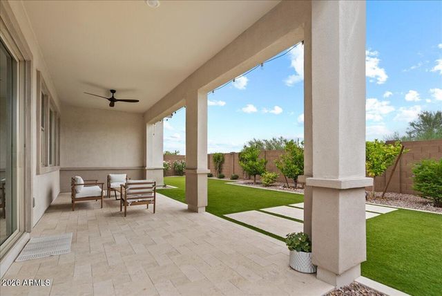 5936 E ADOBE Drive, Phoenix, AZ 85054