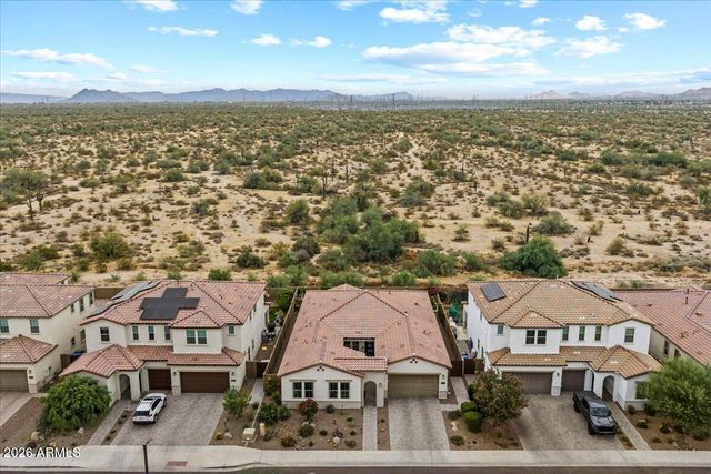 5936 E ADOBE Drive, Phoenix, AZ 85054