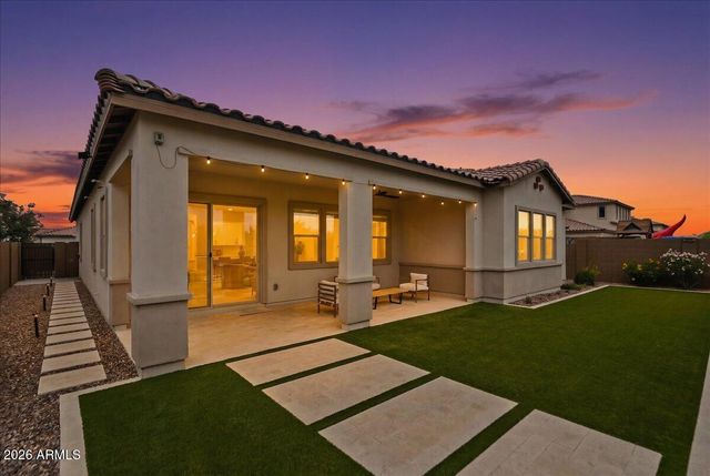 5936 E ADOBE Drive, Phoenix, AZ 85054